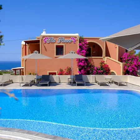 The Flower Inn Oia (Santorini)